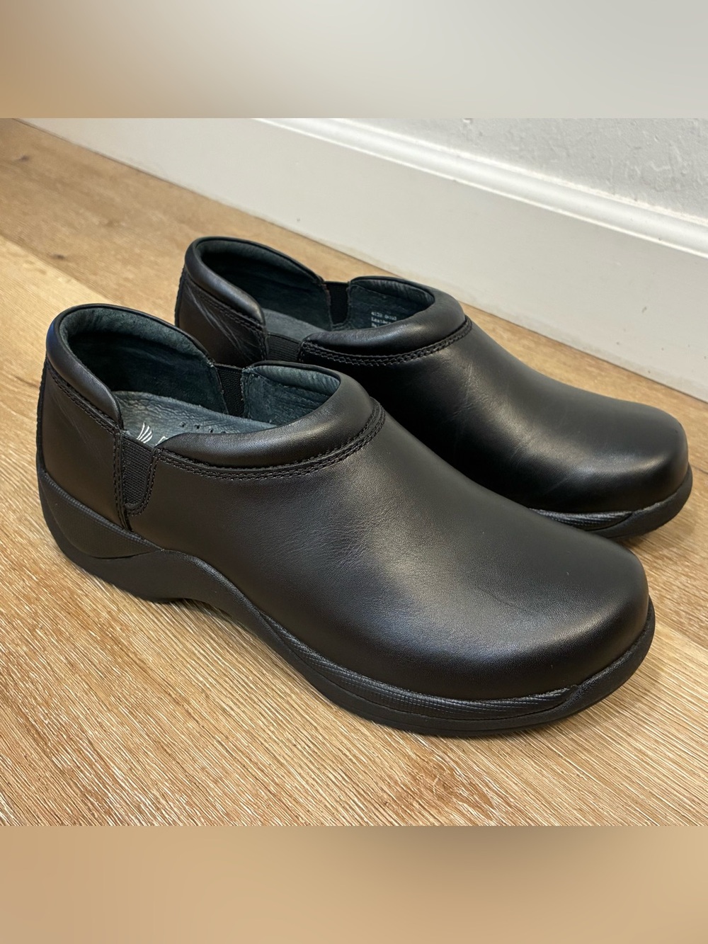 Dansko Men's Slip Resistant Black Leather Work Clog Shoes Size 44